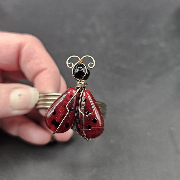 Pier 1 art glass napkin rings - Picture 6 of 8